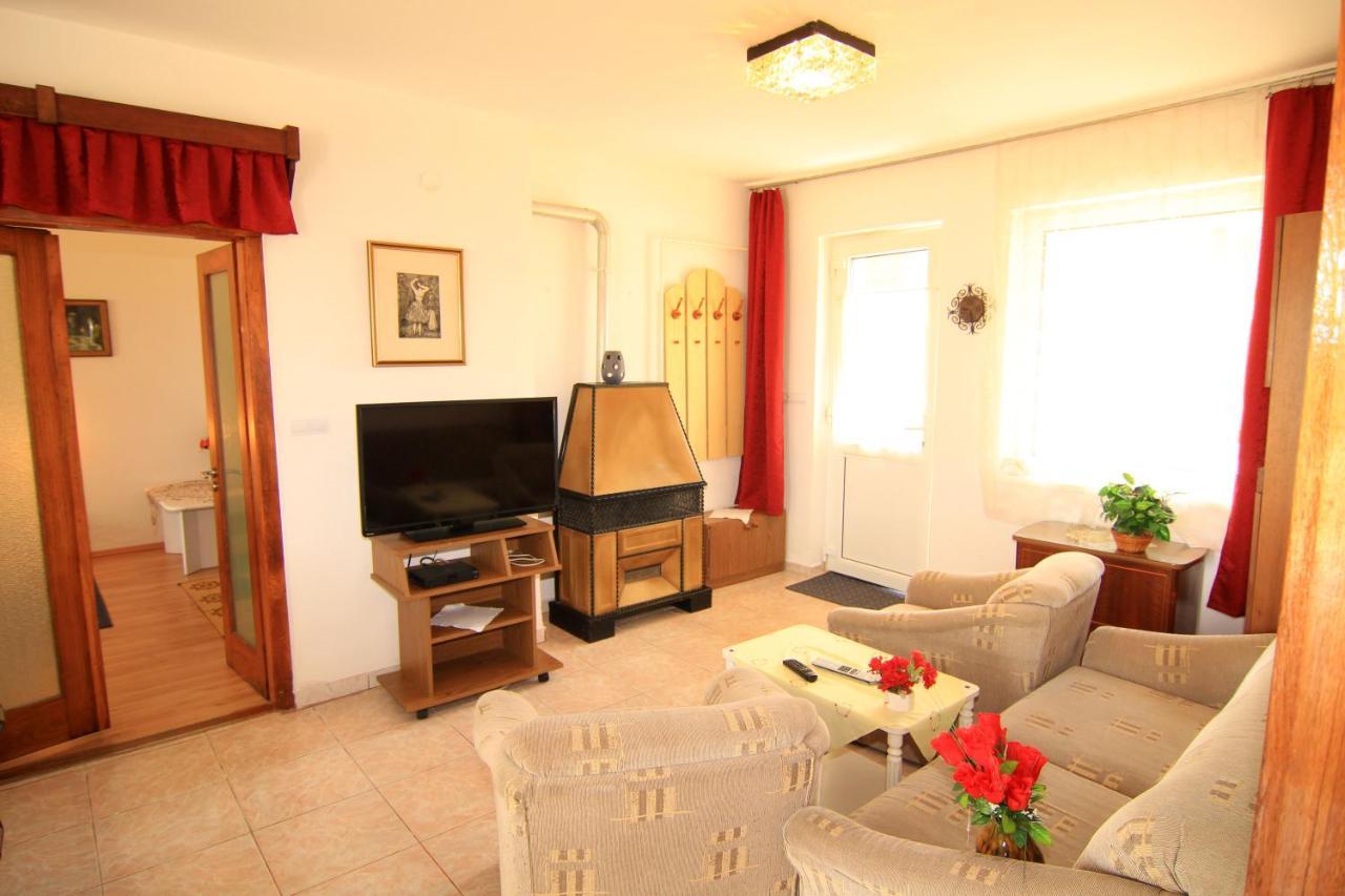 Appartement Margaréta Apartmanház à Balatonboglár Extérieur photo